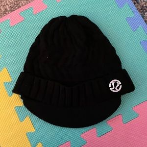 Lulu lemon womens brimmed winter hat